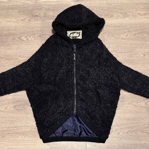 Gru.rond Women's Black Teddy Jacket